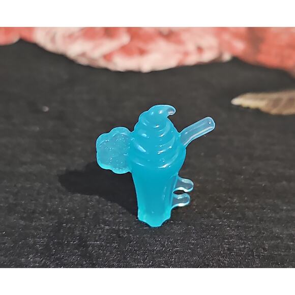 Mattel Barbie Accessory Bundle Purse Hairbrush Drink Four Pieces - Picture 4 of 7